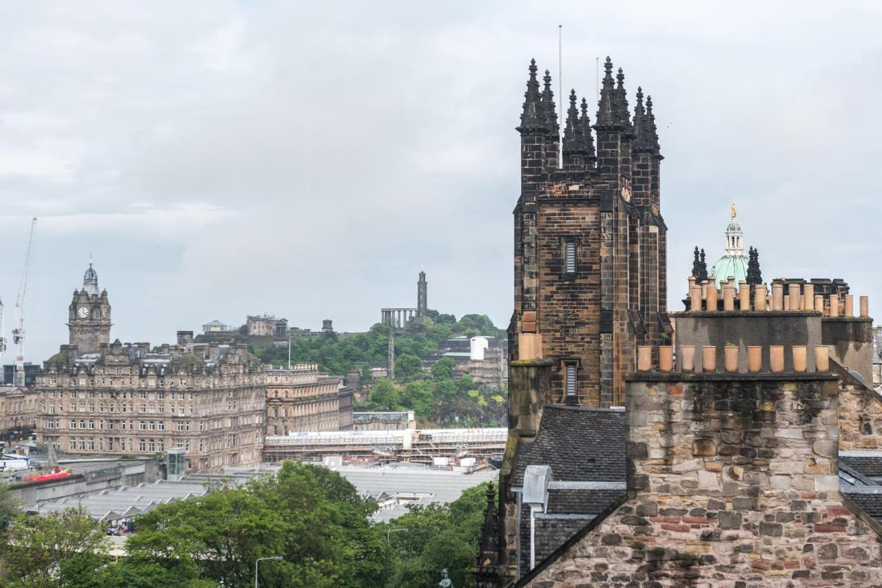 Appartamento Amazing Penthouse, Stunning Views, Castle 2 Mins Edimburgo Esterno foto