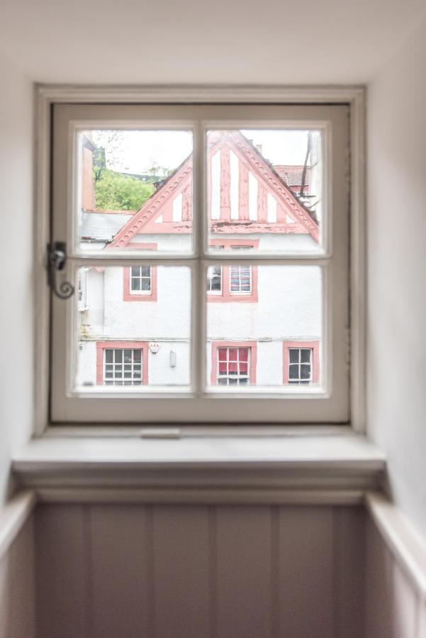 Appartamento Amazing Penthouse, Stunning Views, Castle 2 Mins Edimburgo Esterno foto
