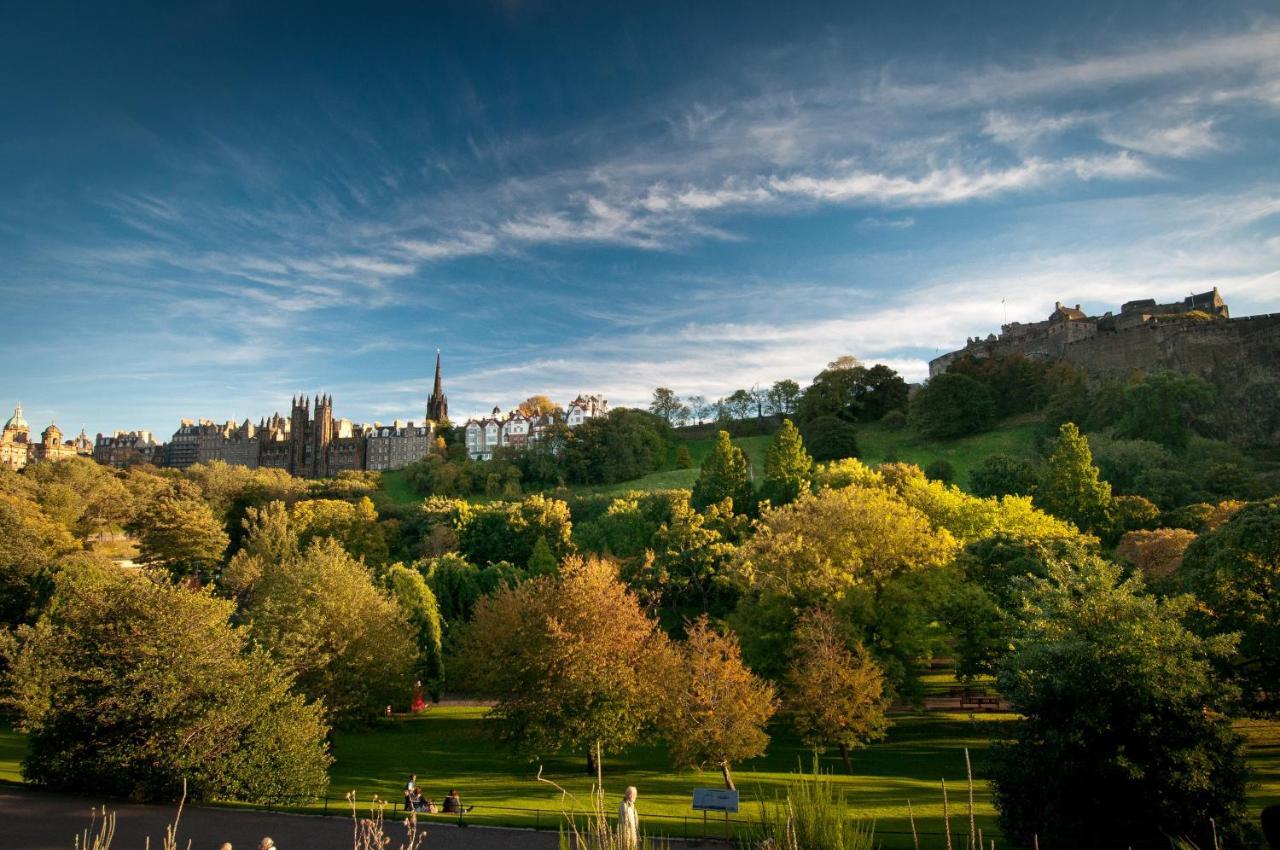 Appartamento Amazing Penthouse, Stunning Views, Castle 2 Mins Edimburgo Esterno foto